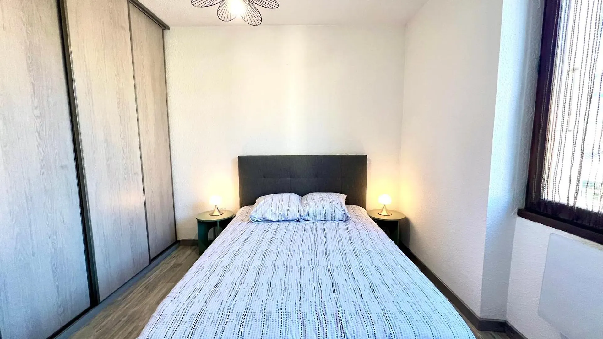 Spacieux T2 Avec Balcon Cluses Apartment