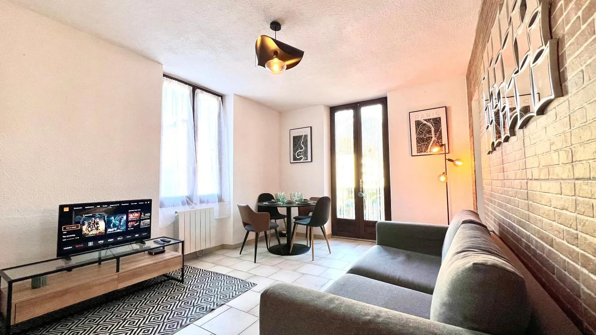 Spacieux T2 Avec Balcon Cluses