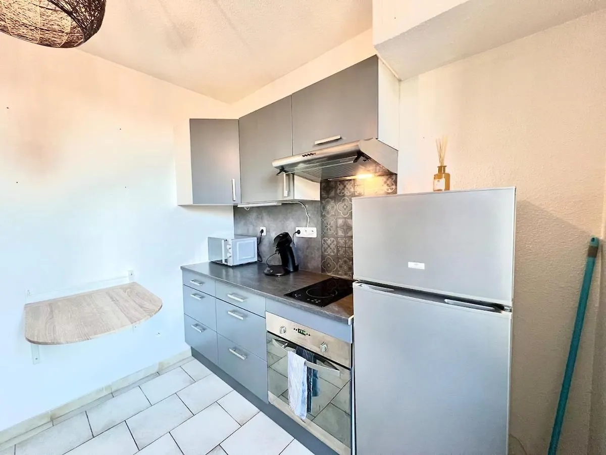 Spacieux T2 Avec Balcon Cluses